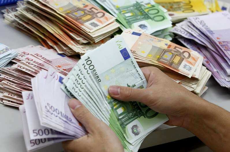 کاهش نرخ ۲۸ ارز