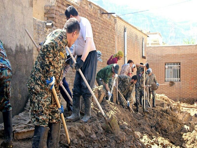 خدمت رسانی ۳۰۵ گروه جهادی خراسان رضوی به مناطق سیل&zwnj;زده