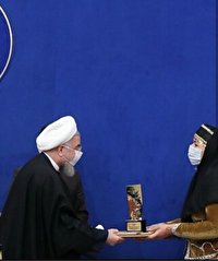 انتخاب بانوی مرحمت آبادی به عنوان تسهیل&zwnj;گر نمونه روستایی