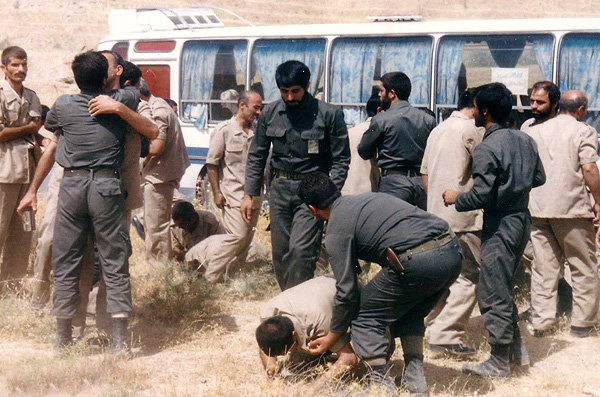 آزادگان نماد بارز مقاومت ملت ایران در برابر ظلم و زیاده&zwnj;خواهی دشمن هستند
