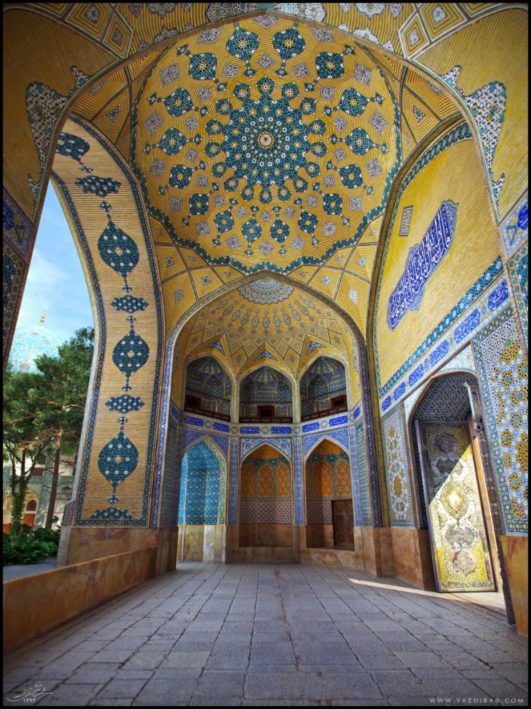 چرا مدرسه چهارباغ شهرت جهانی دارد؟