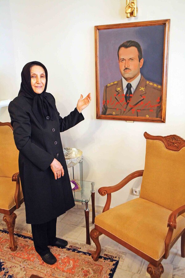 نیمه پنهان جنگ