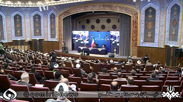 حل مشکلات استان قم نیازمند کار جهادی است