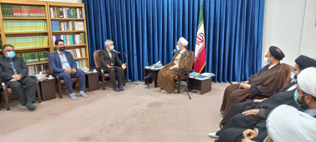 تاکید مدیر حوزه های علمیه بر ورزش بانوان
