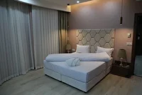 مراکز اقامتی استان همدان نیم بها می شود