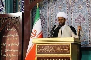 مکتب و میراث ماندگار امامان ضامن انقلاب اسلامی مکتب و میراث ماندگار امامان ضامن انقلاب اسلامی