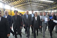 بازدید معاون اجرایی رئیس‌جمهور از یک واحد تولیدی در شهرک صنعتی زاگرس