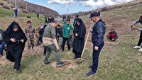 کاشت ۳ هزار و ۵۰۰ نهال به یاد امامِ شهید امت و به مناسبت روز جمهوری اسلامی در گیلان