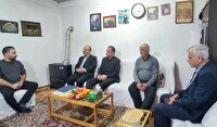 دیدار مسئولان با خانواده شهدای جنگ ۱۲ روزه در آستانه‌اشرفیه