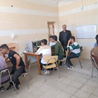 کتابخانه بهمن آباده میعادگاه قرار آموزشی دانش آموزان