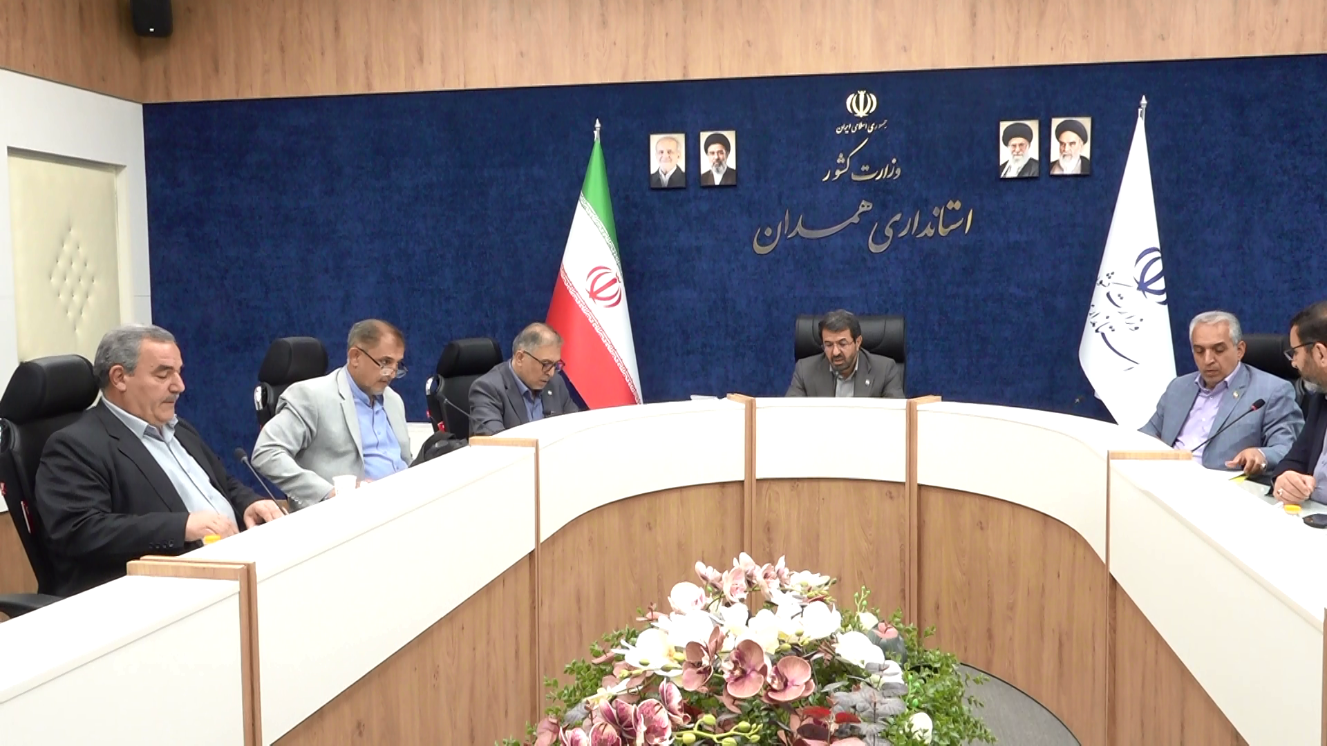 برگزاری نخستین جلسه ستاد بازسازی جنگ در همدان