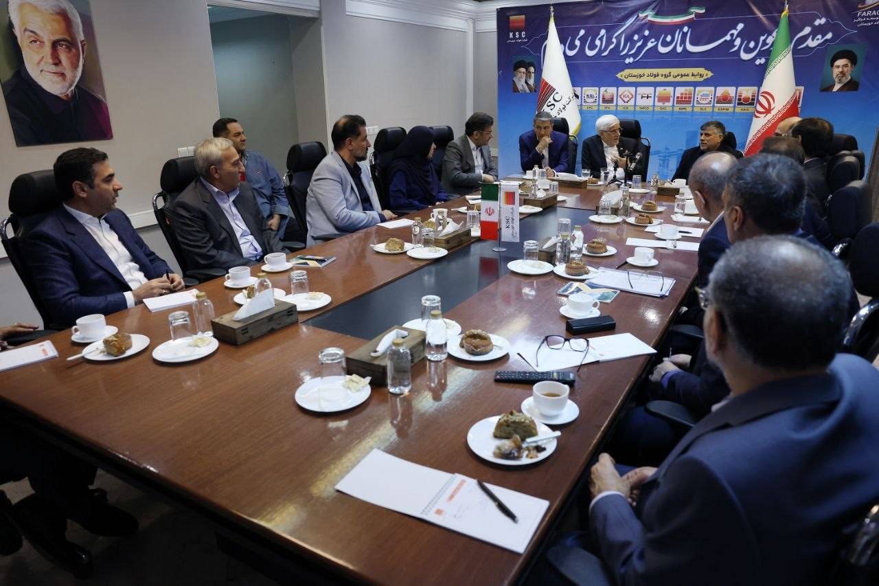 عارف: دوران مدیریت ساعتی گذشته است