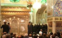 غبارروبی حرم رضوی با حضور خانواده‌های شهدای میناب