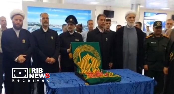 ورود کاروان زیر سایه خورشید حامل پرچم متبرک حرم مطهر رضوی به کیش
