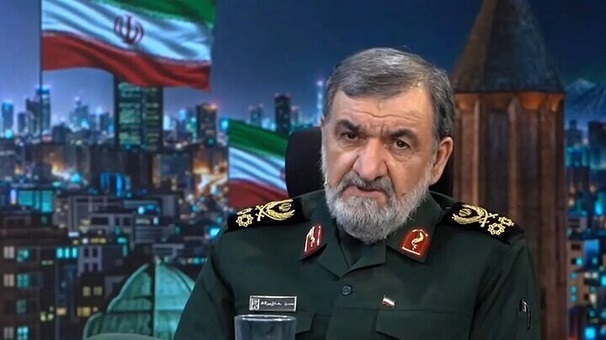 حضور آمریکا در خلیج فارس استقلال کشورها را تهدید کرده