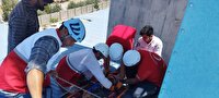 عملیات موفق نجات در ارتفاع توسط نجاتگران هلال‌احمر فردوس در شهرک صنعتی