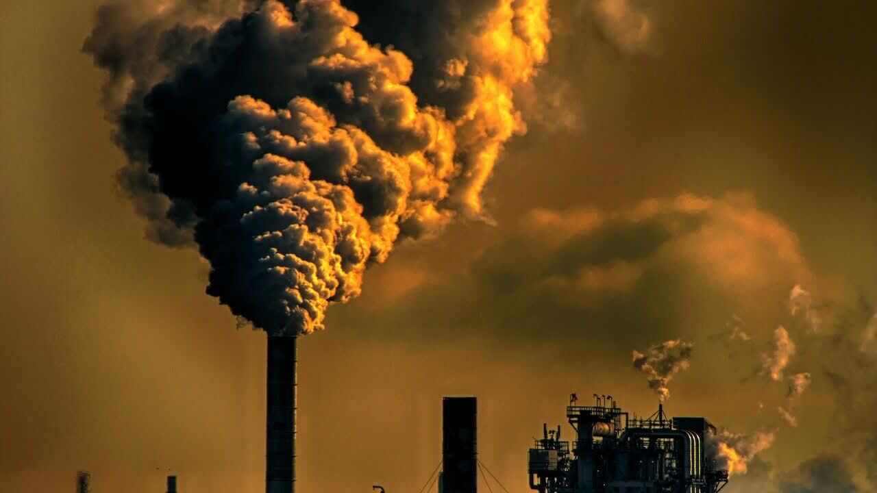 محکومیت یک ساله مسئول واحد صنعتی آلاینده در قم