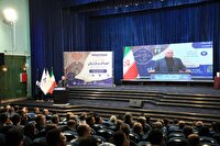 تجلیل از خانواده‌های معظم شهدا و بازاریان در تبریز