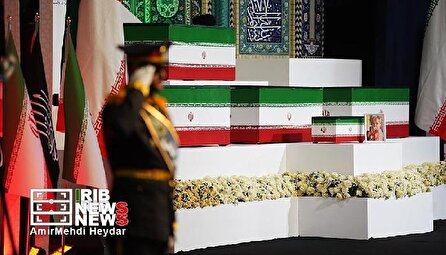 ادای احترام یک جهان به آقای شهید ایران