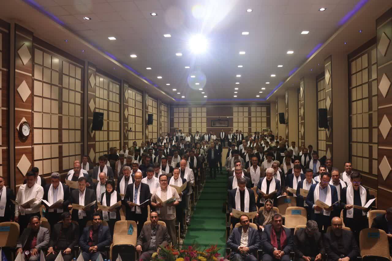 آئین تحلیف ۱۵۰ نفر از کارشناسان مرکز کارشناسان قوه قضائیه آذربایجان غربی آئین تحلیف ۱۵۰ نفر از کارشناسان مرکز کارشناسان قوه قضائیه آذربایجان غربی