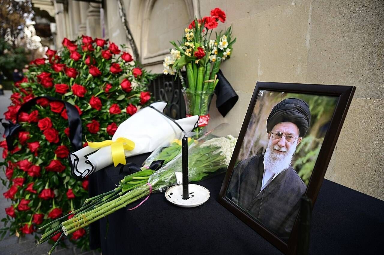 اعزام بیش از دو هزار و ۵۰۰ زائر مینابی به تهران برای بدرقه رهبر شهید