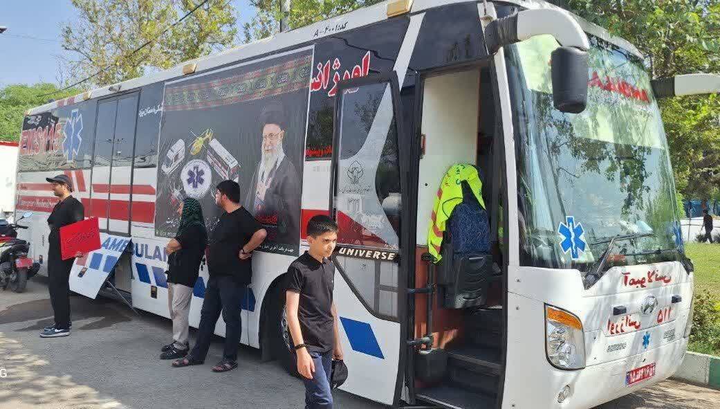 خدمترسانی شبانهروزی اورژانس یزد به شرکتکنندگان مراسم وداع با رهبر شهید انقلاب خدمترسانی شبانهروزی اورژانس یزد به شرکتکنندگان مراسم وداع با رهبر شهید انقلاب