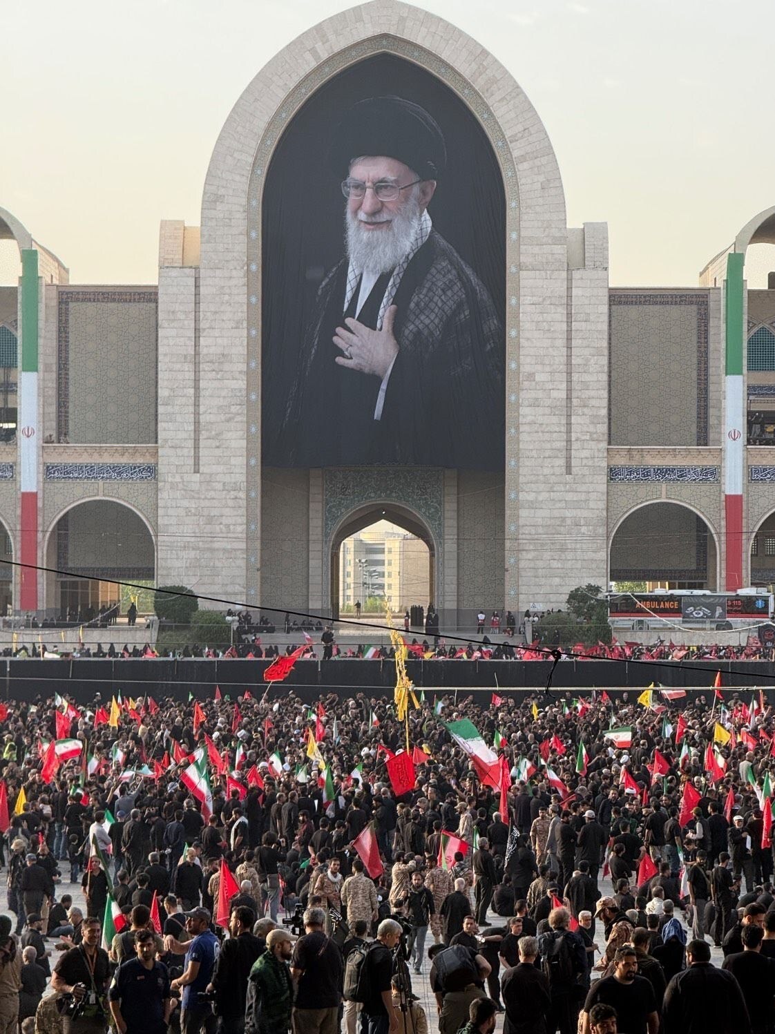 ایران برای آقای شهید به قنوت ایستاد