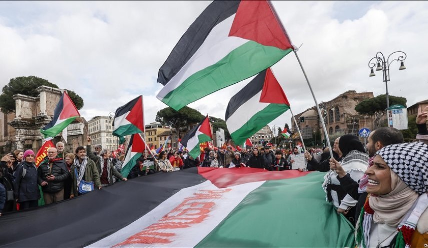 حامیان فلسطین در ایتالیا خواستار قطع روابط با رژیم صهیونیستی شدند حامیان فلسطین در ایتالیا خواستار قطع روابط با رژیم صهیونیستی شدند