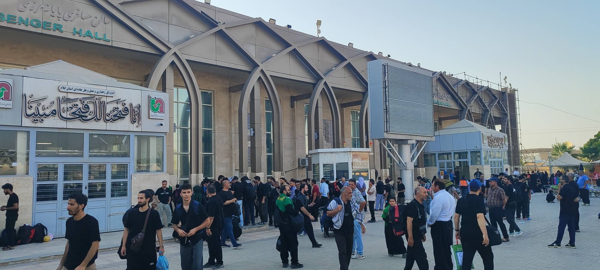 تردد بیش از ۱۷۳ هزار زائر از مرز مهران در دهه نخست محرم