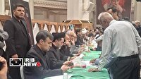 عدالت در کنار مردم؛ برپایی میز خدمت دادگستری فارس در حرم شاهچراغ