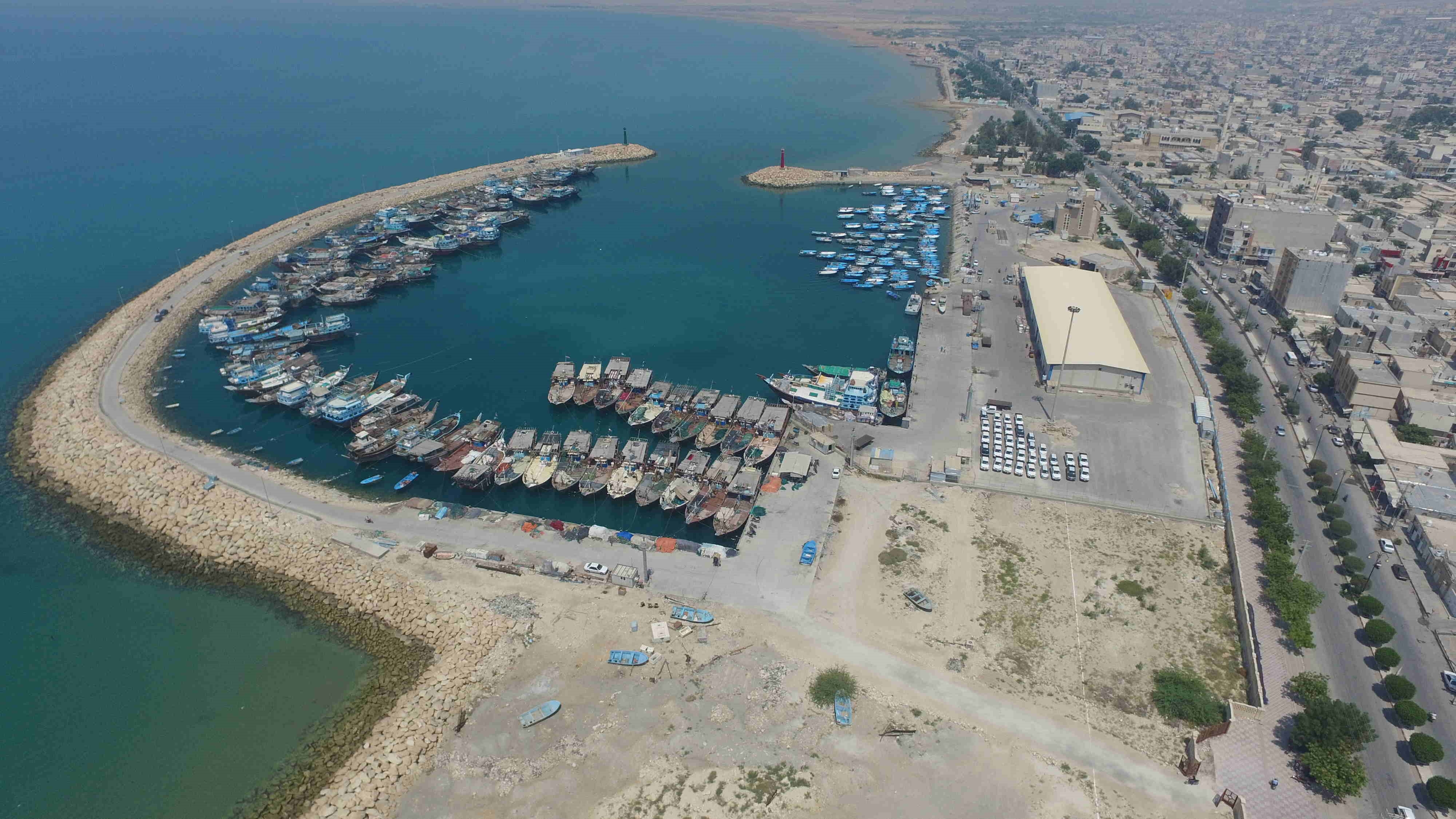 آرامش نسبی جو و دریا در استان بوشهر