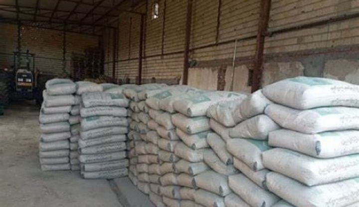 کشف بیش از ۵۸ تن سیمان احتکار شده در شهرستان بندر انزلی