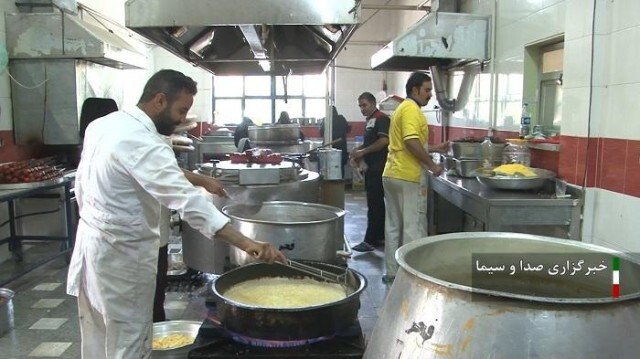 توزیع ۲۱ هزار پرس غذای گرم بین نیازمندان خراسان جنوبی