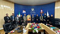 رونمایی از پوستر هنرستان سوره در یزد