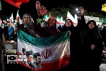نوای الله اکبر ساکنان کیش در صدو بیست و یکمین شب از حماسه خیابان