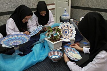 اختصاص ۱۳۴ میلیارد تومان تسهیلات به هنرمندان صنایع‌دستی زنجان