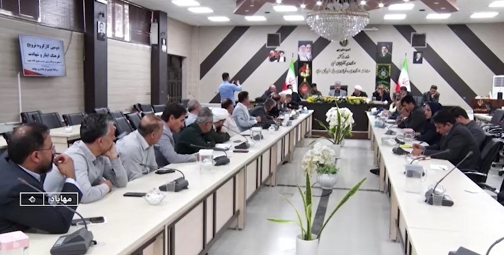 اعزام کاروان ۹ اتوبوسی از مهاباد به مراسم بدرقه قائد شهید امت